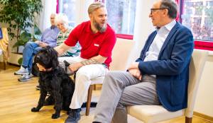 Adventliches Backen und Basteln mit BM Johannes Rauch im CS Tageszentrum Rennweg