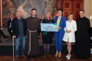 Hilfe für die Ukraine - Spendeneinnahmen in der Höhe von € 33.000 am Altwiener Ostermarkt
