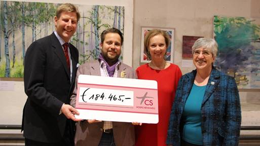 184.465 Euro für das CS Hospiz Rennweg: Julian Hadschieff, Michael Schmidt-Ott, Ándrea Jungmann, Sr. Maria Judith Tappeiner CS