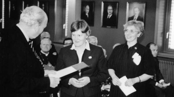 Bereits 1989 erhielt die CS Caritas Socialis für das Konzept des ersten Mobilen Hospizteams den Fürst Franz Josef von Liechtenstein-Preis.